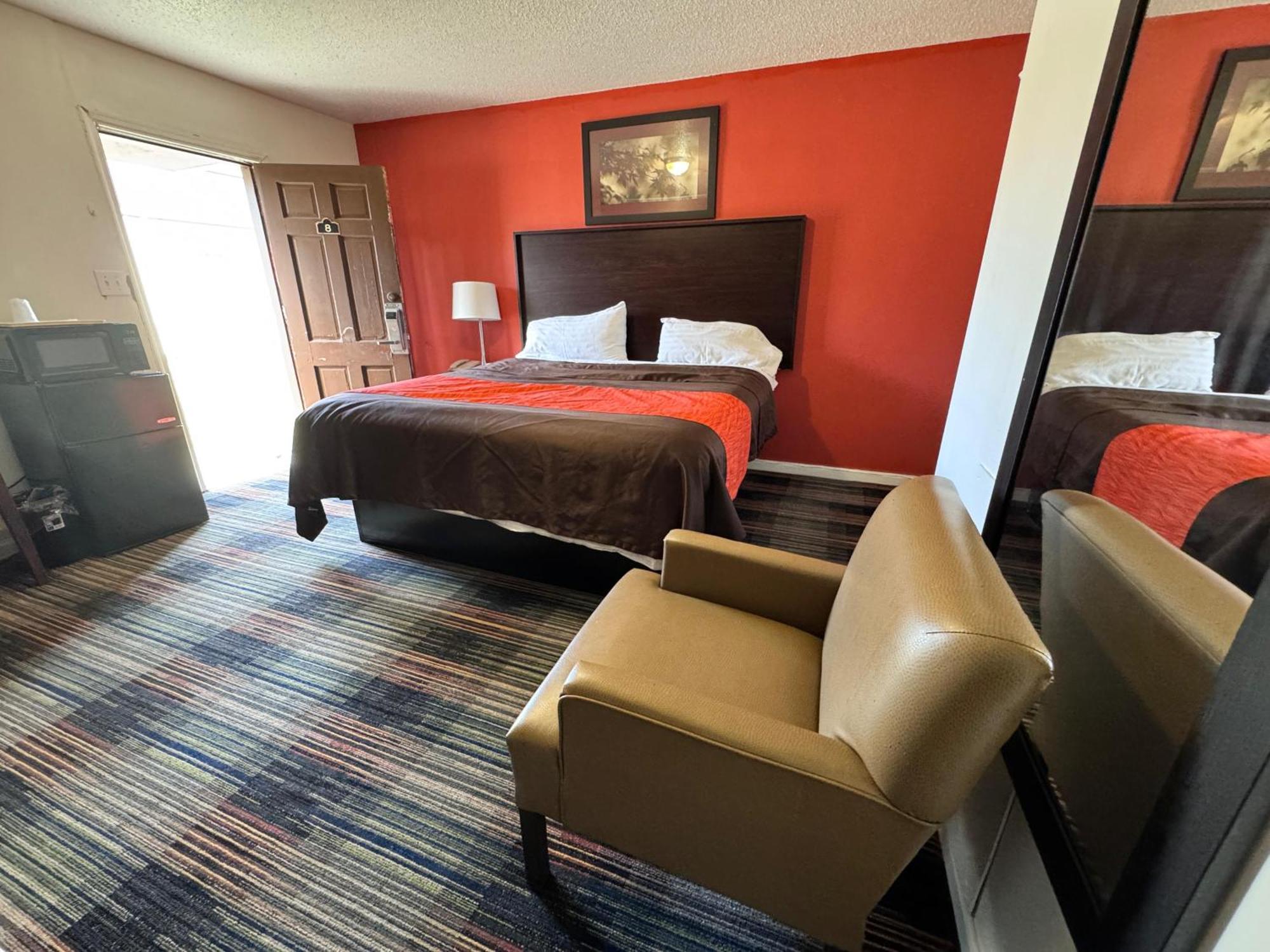 Oyo Palm Leaf Motel Ashland Esterno foto