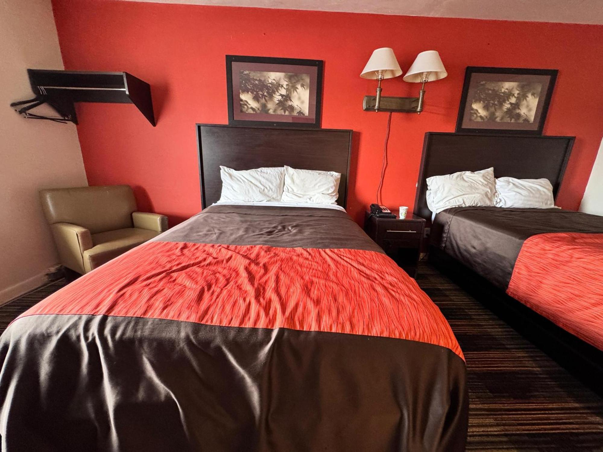 Oyo Palm Leaf Motel Ashland Esterno foto
