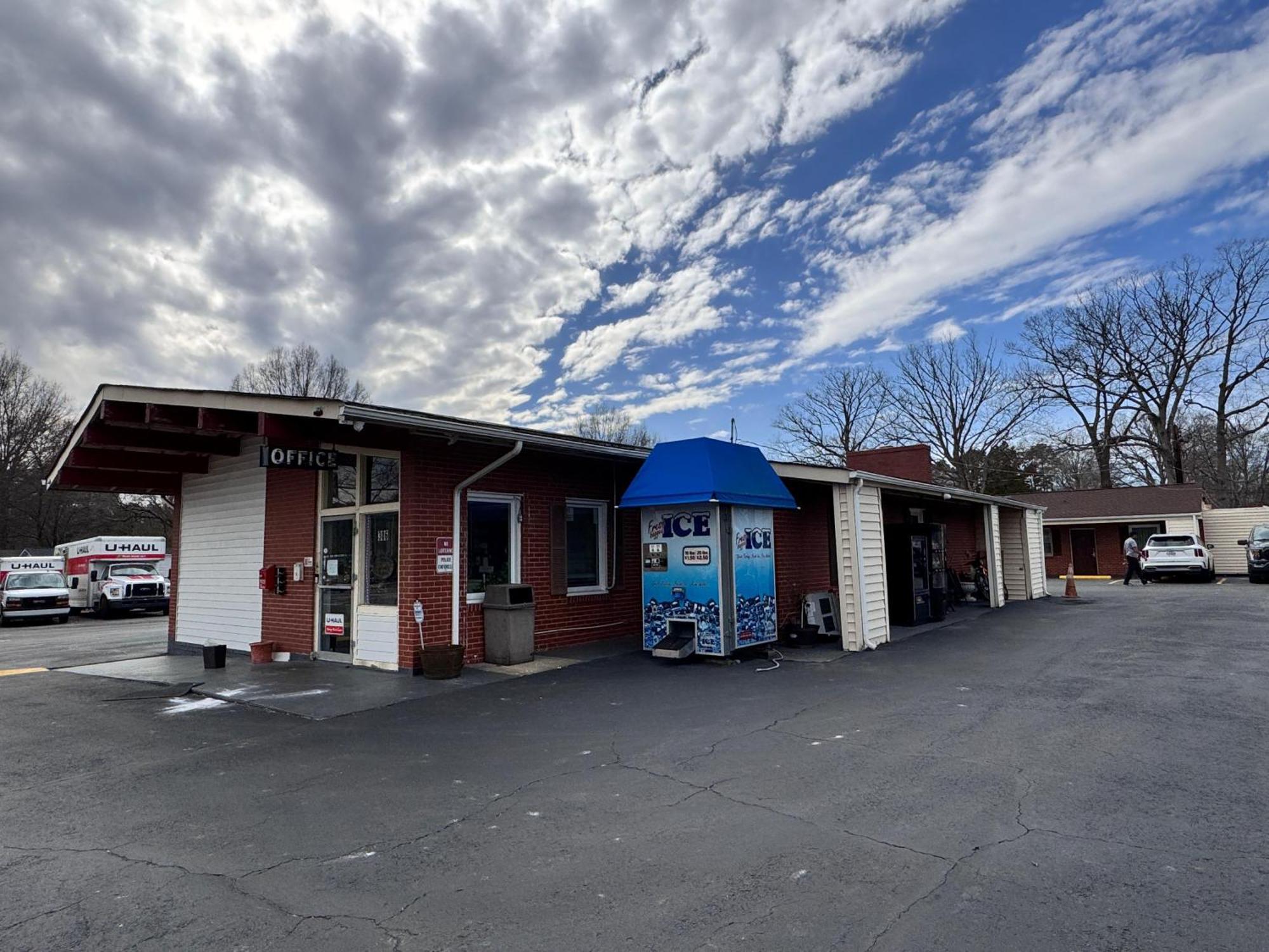 Oyo Palm Leaf Motel Ashland Esterno foto