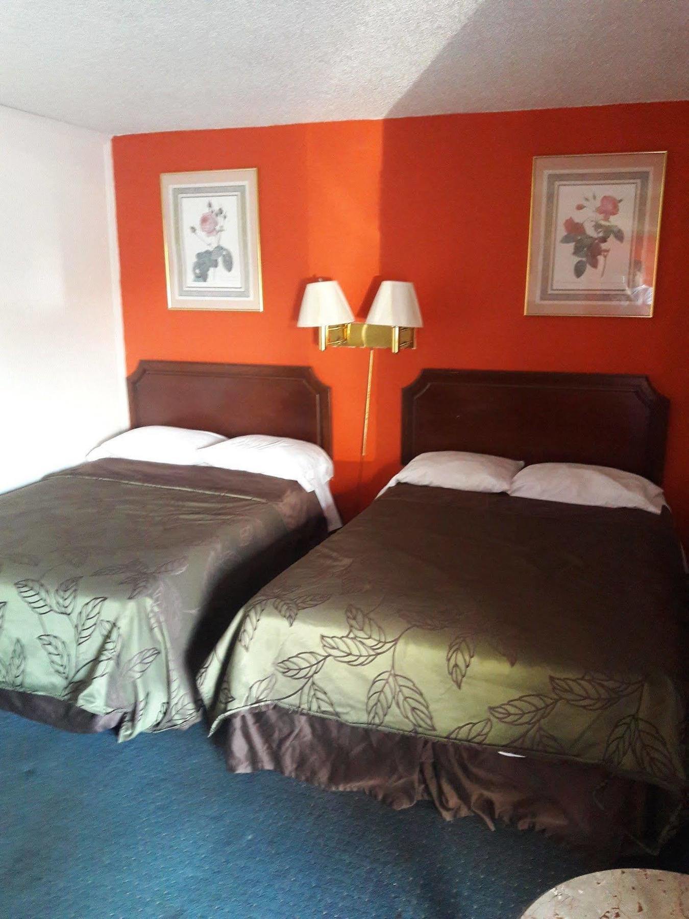 Oyo Palm Leaf Motel Ashland Esterno foto